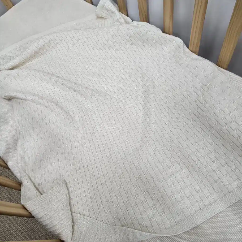 The Lattice Blanket